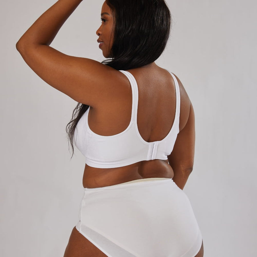 Body & Bra Sophia - Comfortable Supportive Bra with Adjustable Straps